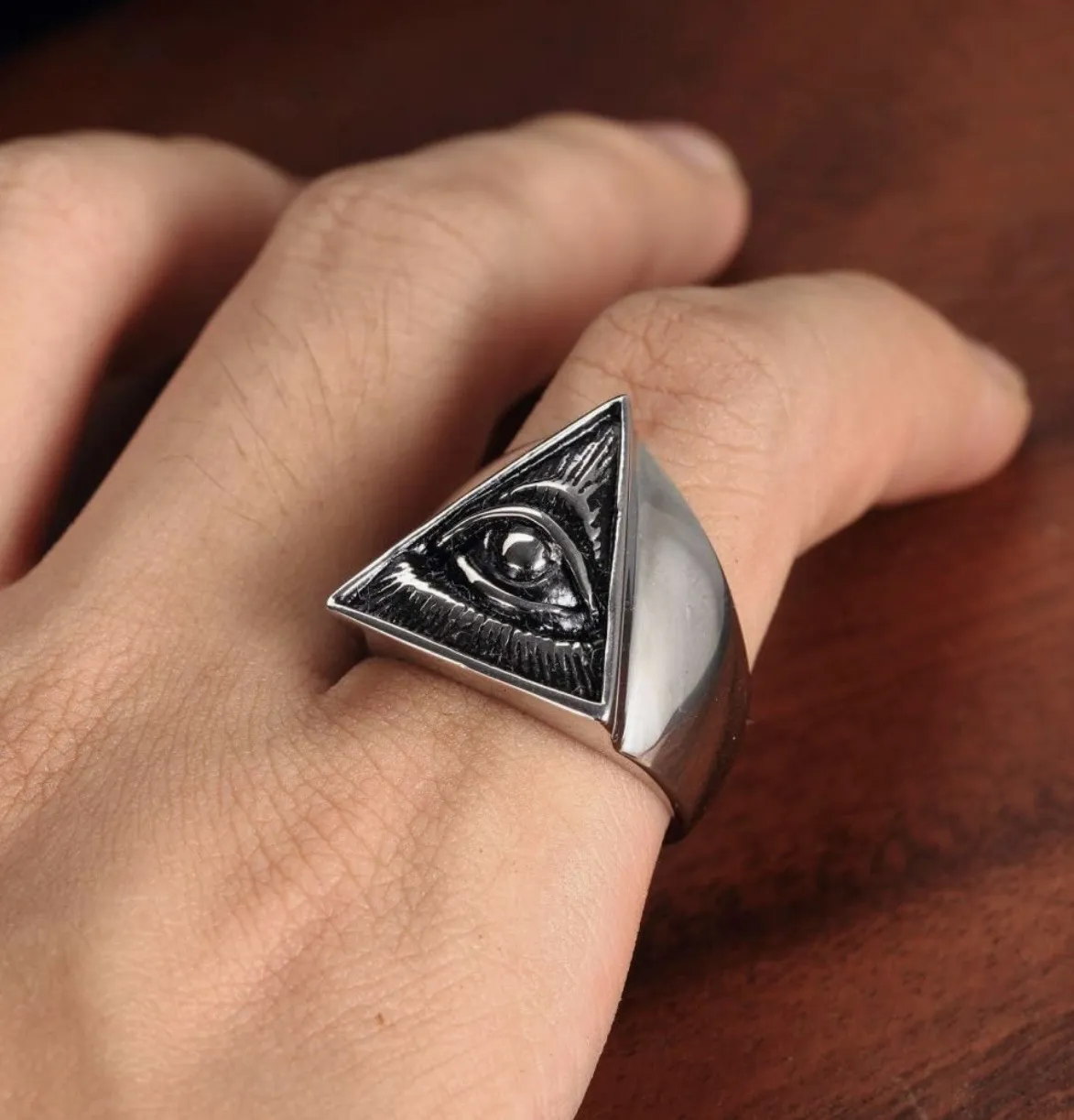Illuminati Ring