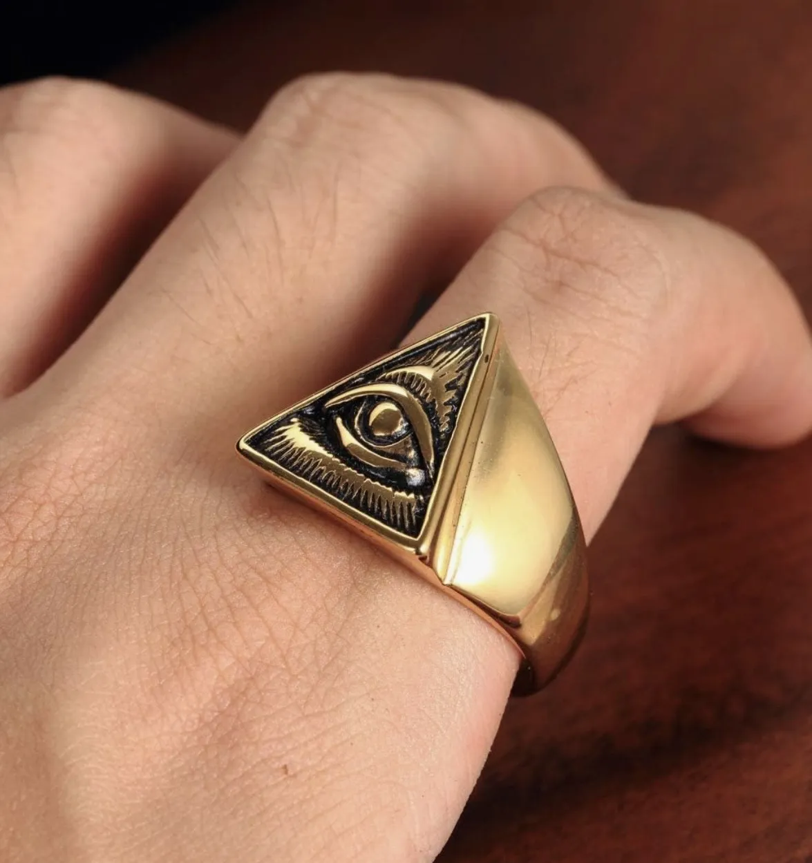 Illuminati Ring